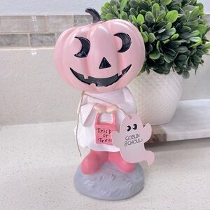 NEW Goblin & Ghoul Pink Trick‎ or Treat Pumpkin Figurine Fall Halloween Decor